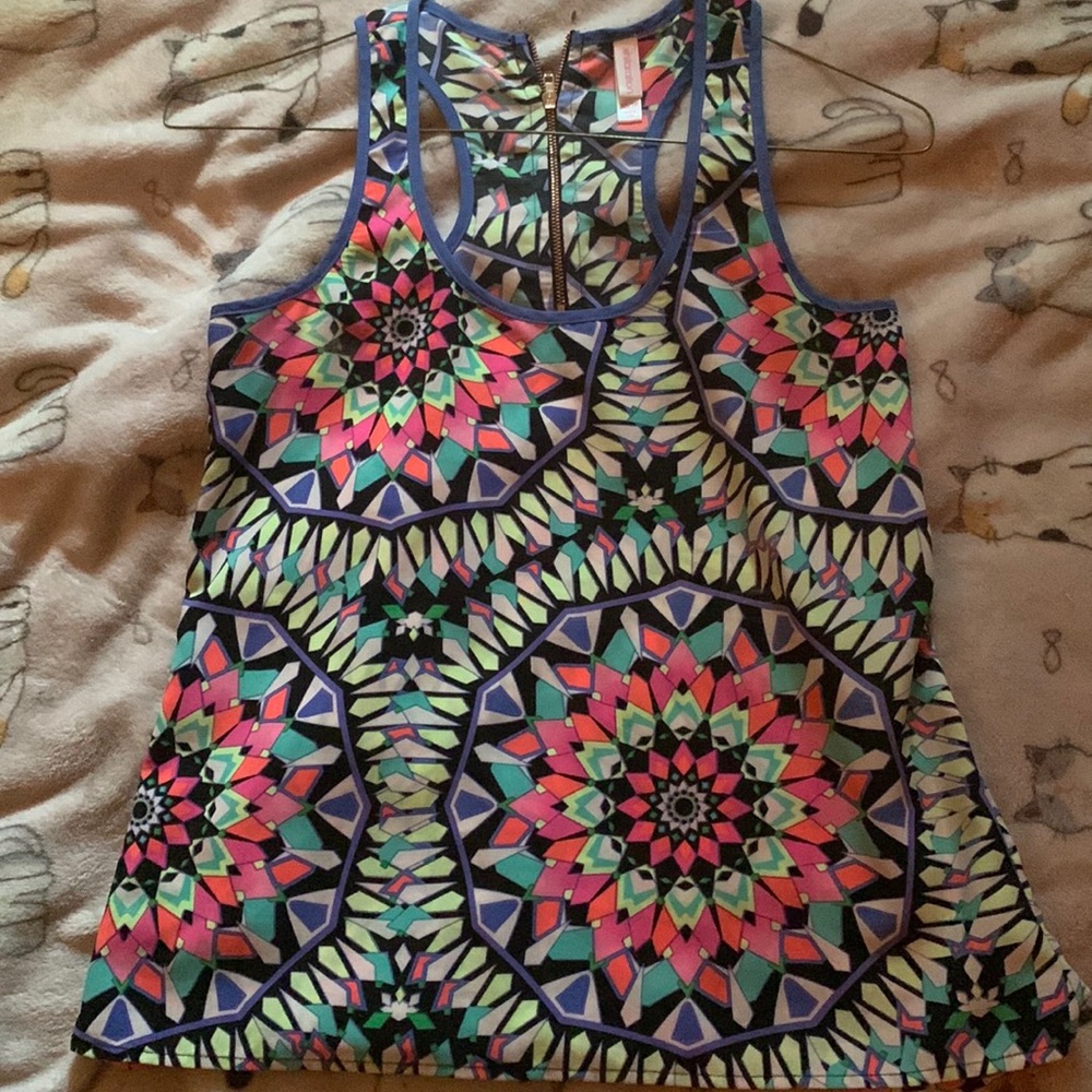 Printed zipper tank